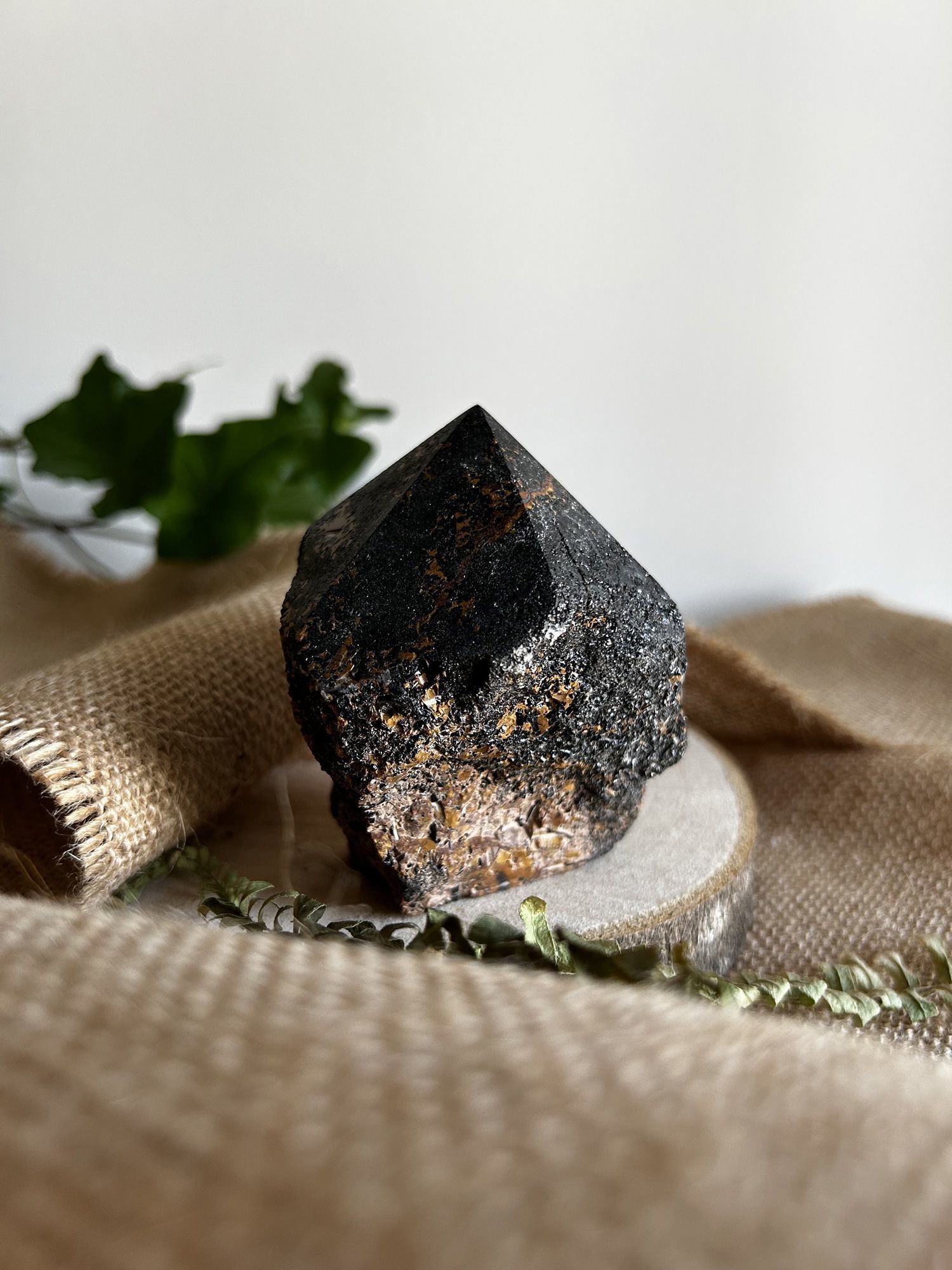 Collana In Tormalina Nera Naturale Con Corda Intrecciata A Mano – Pietra Curativa Unisex, Regalo Benessere Per Adulti