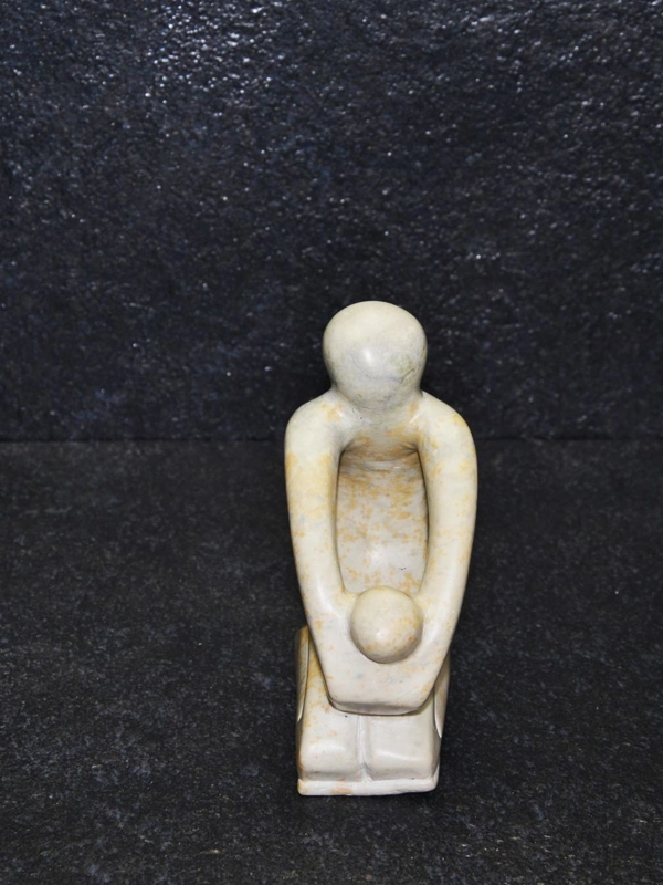 Maternita' in ginocchio