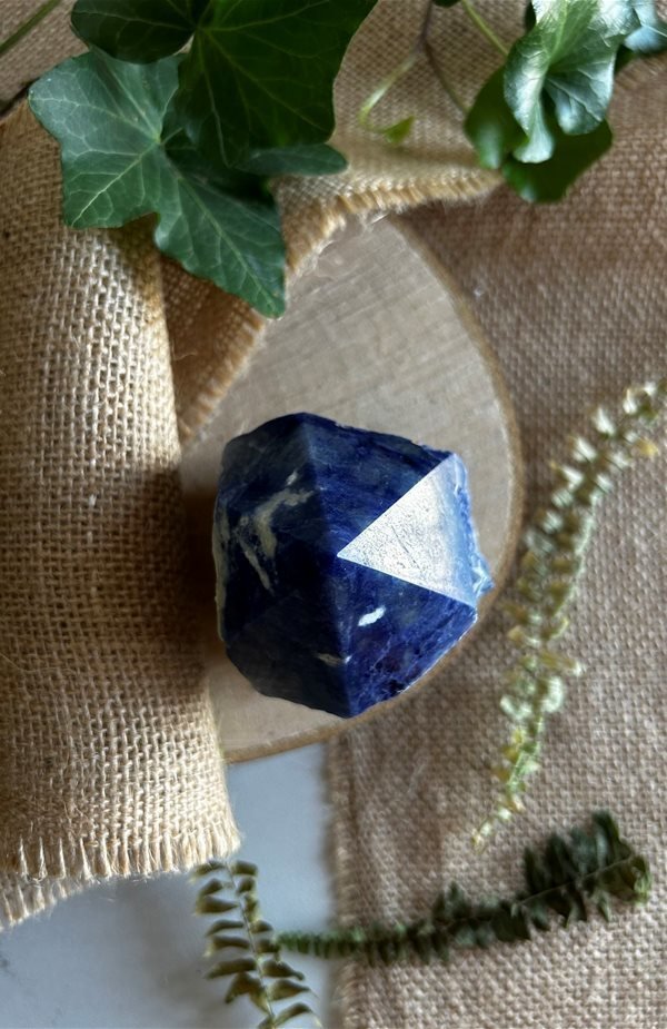 punta in Sodalite