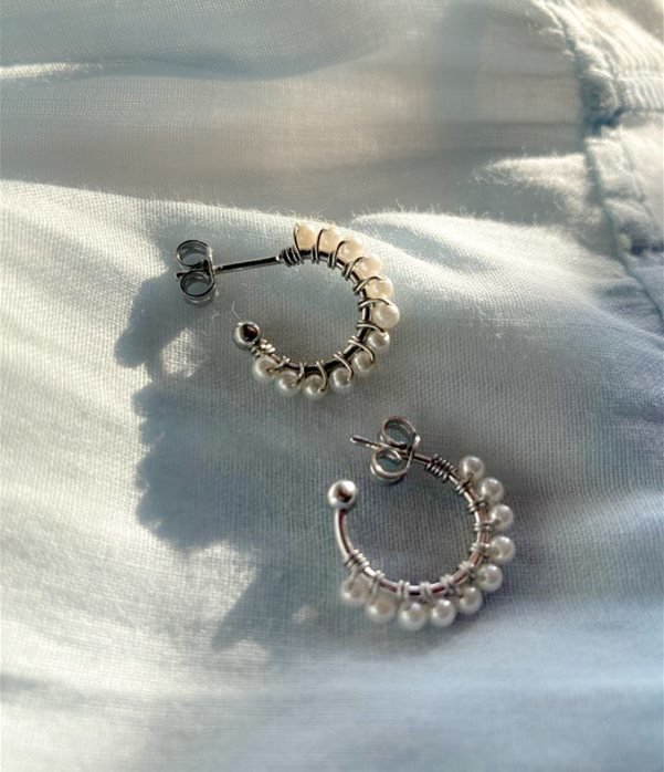 orecchini cerchio con perle mini
