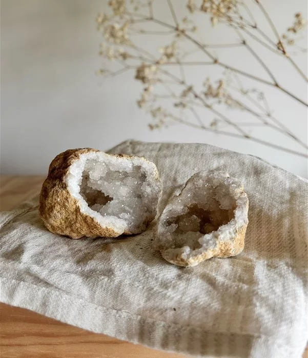 geode di Calcite Bianca