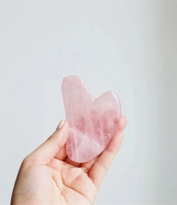 gua sha quarzo rosa