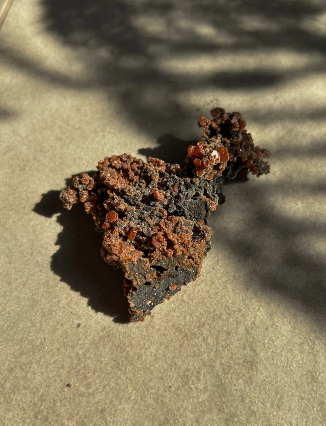 Vanadinite grezza