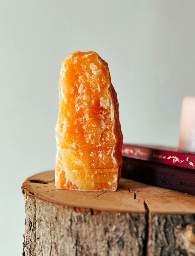 lampada in calcite arancio