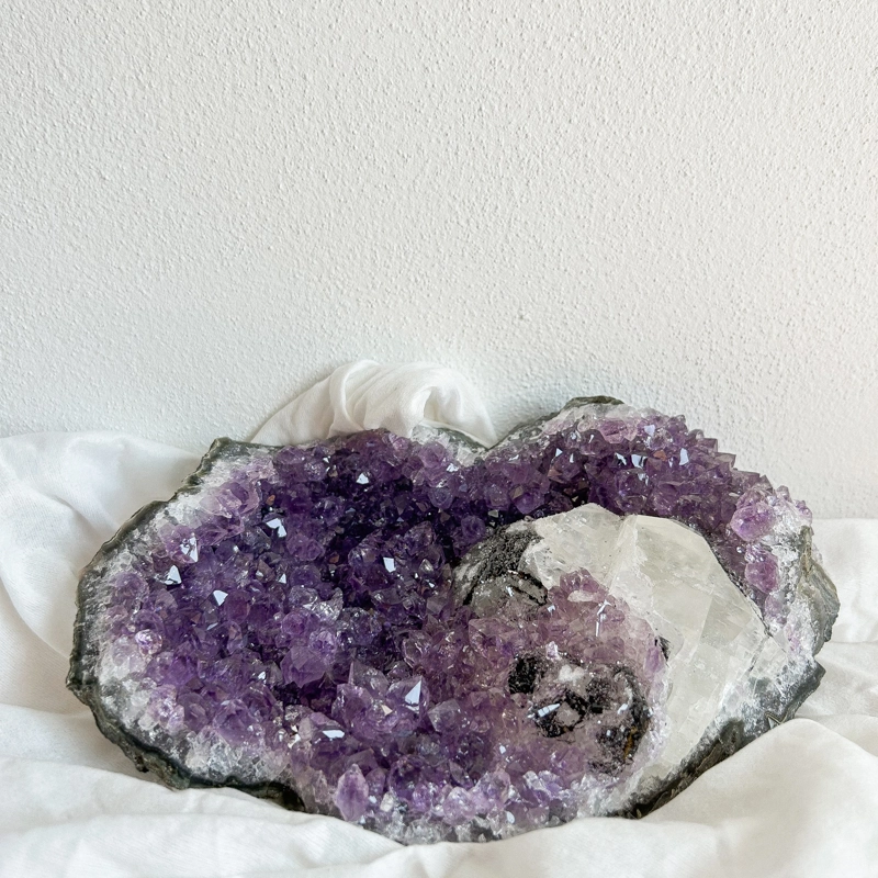 Ametista con Calcite dal brasile - B