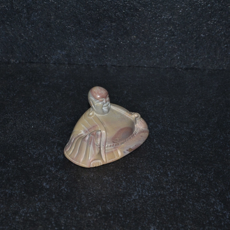 Scultura buddha in pietra steatite proveniente dal kenya