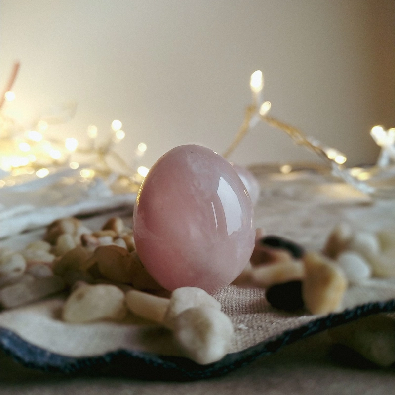 Yoni Egg in Quarzo Rosa