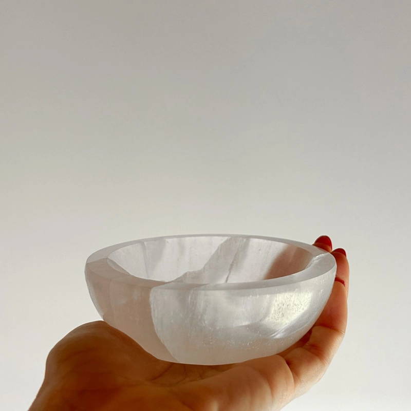 bowl in Selenite