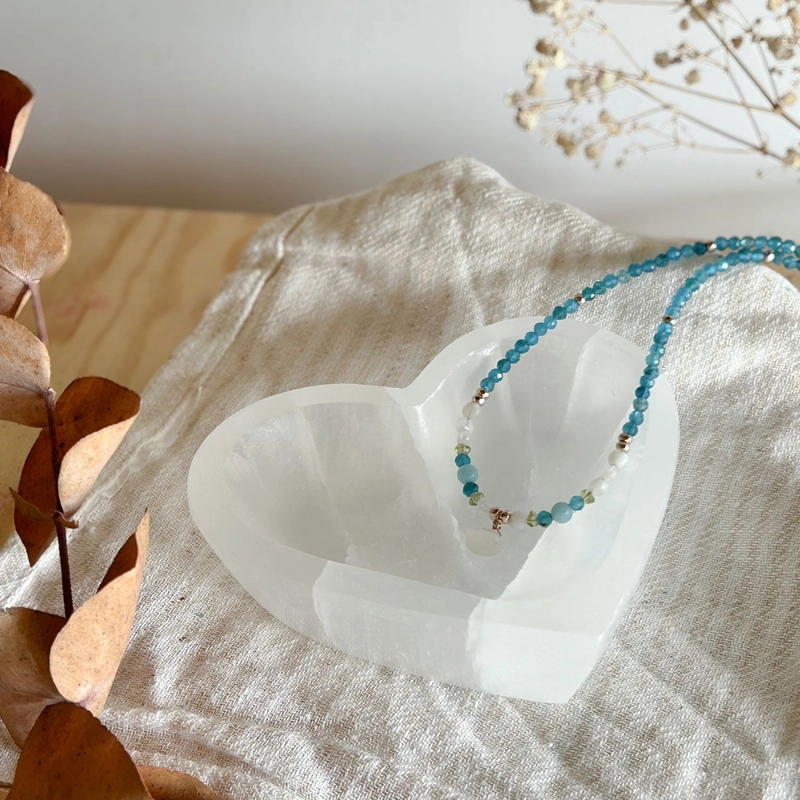 bowl cuore in Selenite