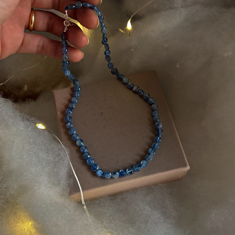 Lady Alice - la collana di Dicembre