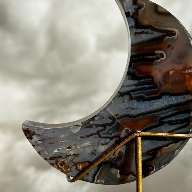 Mezzaluna in Agata, Calcedonio e Corniola