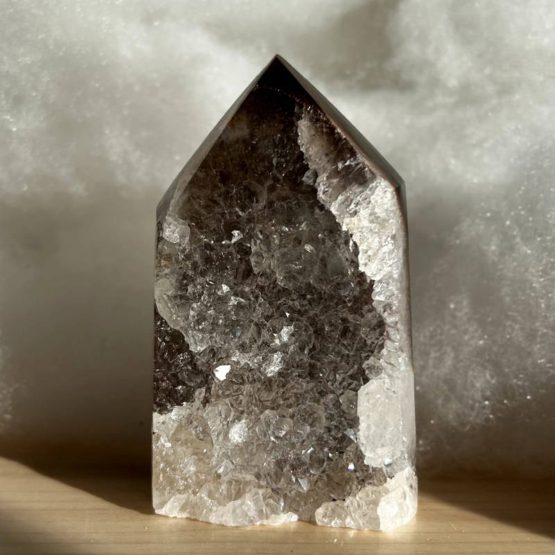 Punte in Agata con cristallizzazioni di Quarzo