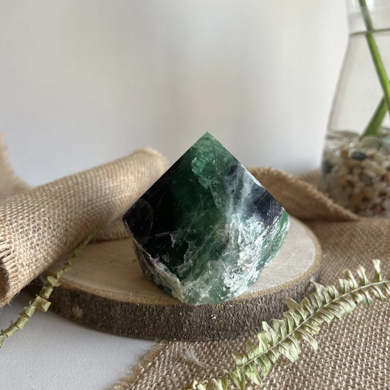 punta in Fluorite Arcobaleno