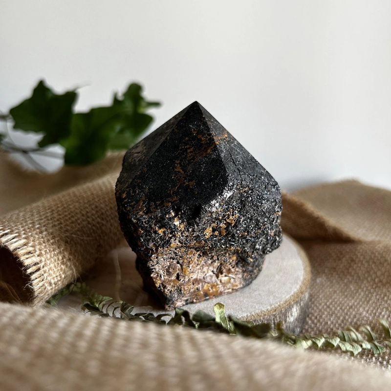 punta in Tormalina nera