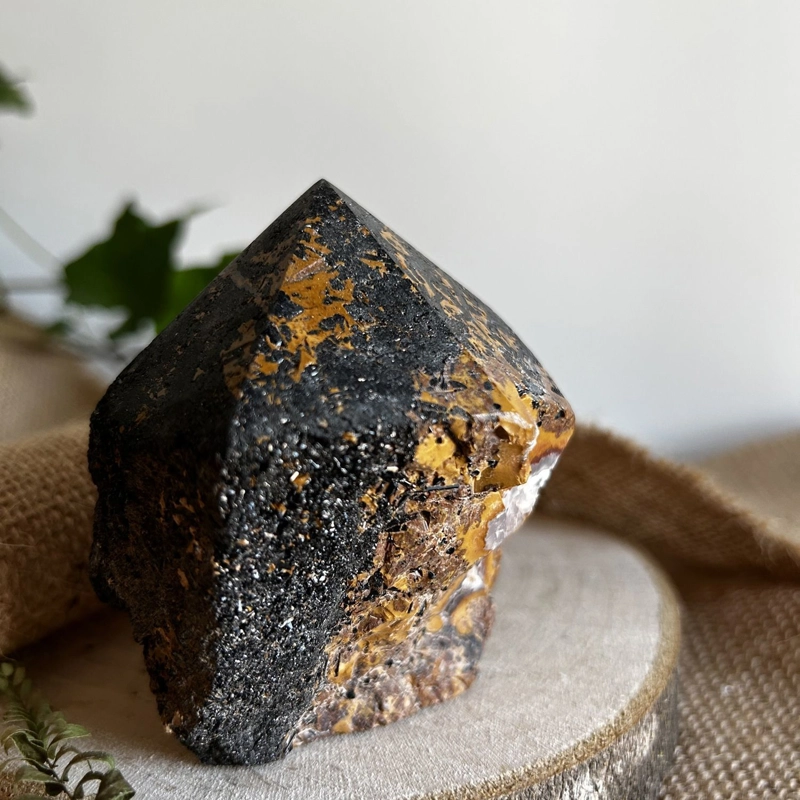 punta in Tormalina nera