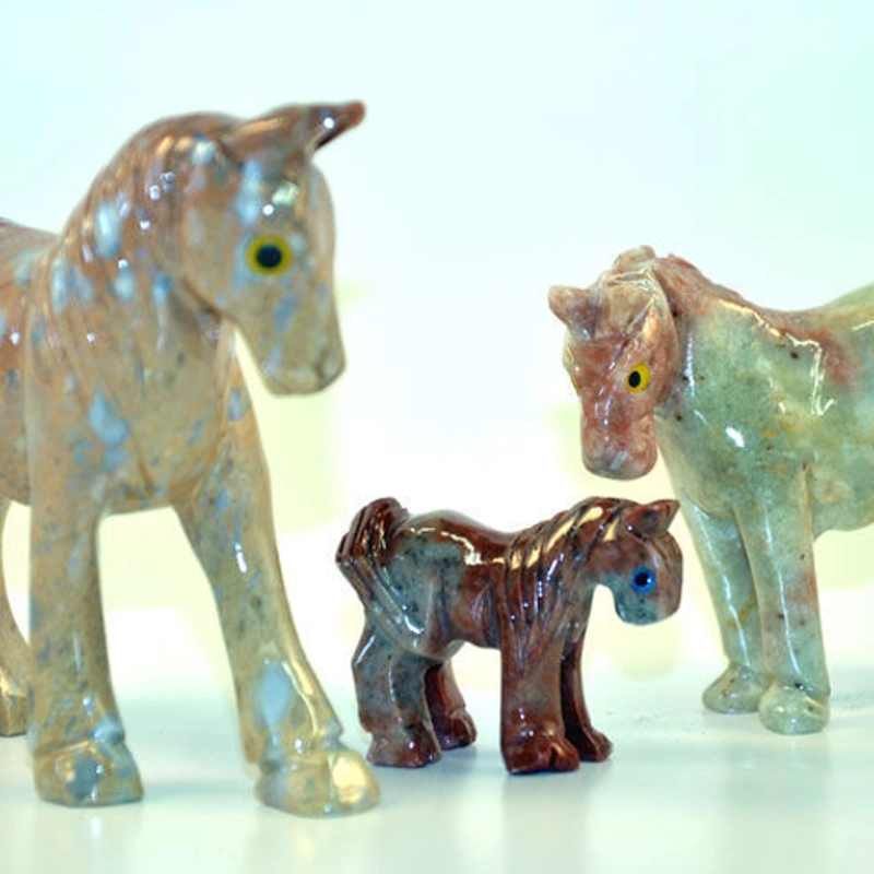 Cavallo pietra cm. 3