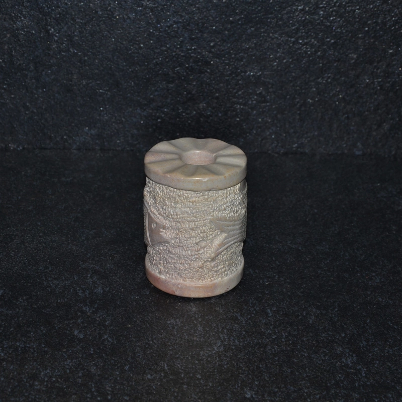 P/candela picchiettato inciso