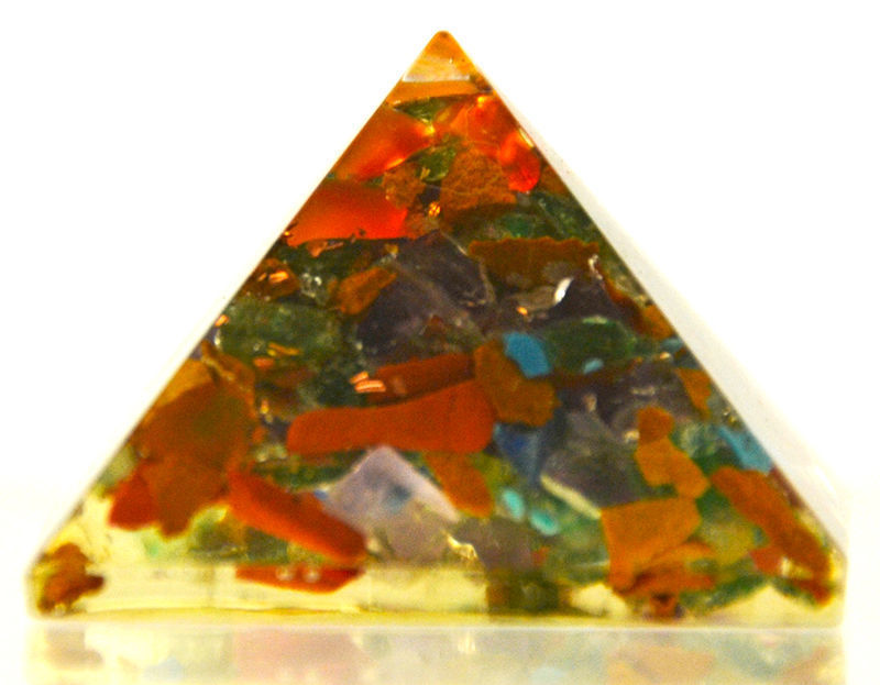 Piramide orgonite multicolor