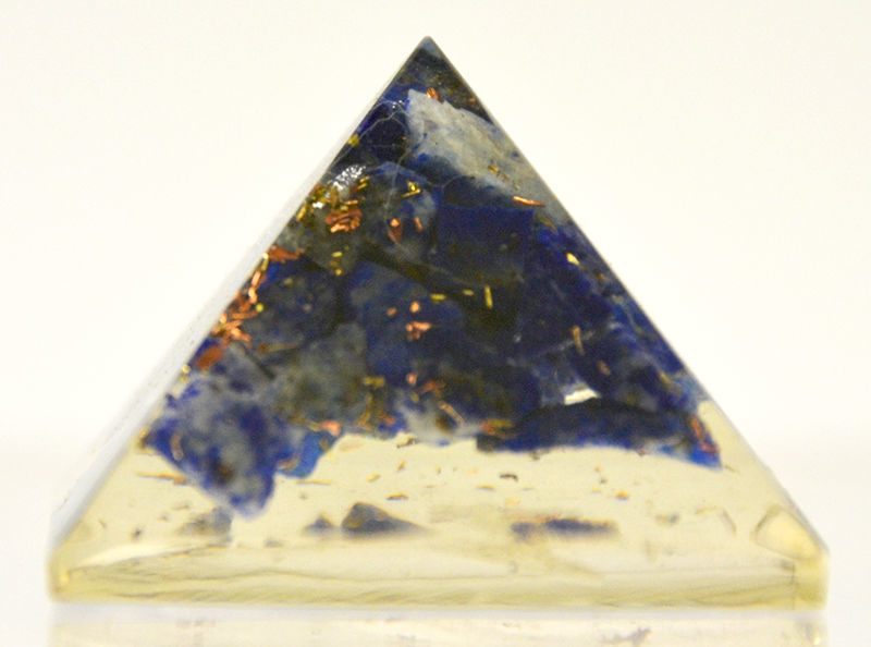 Pirmaide orgonite sodalite