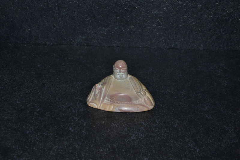 Scultura buddha in pietra steatite proveniente dal kenya