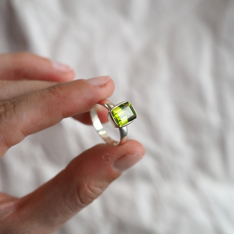 anello Peridoto