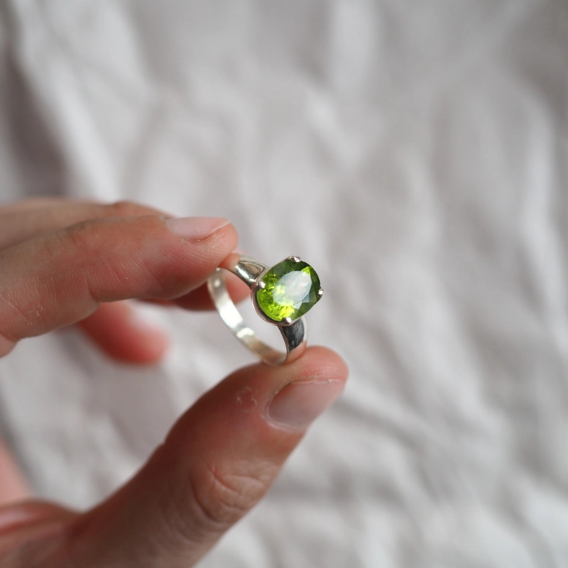 anello Peridoto
