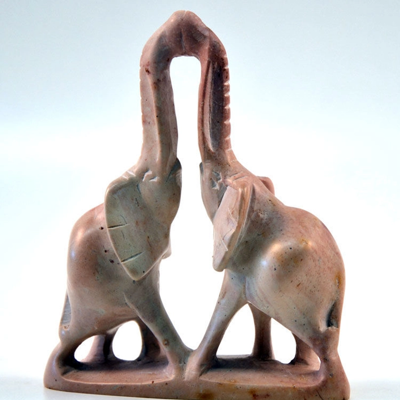 Bacio elefanti in pietra saponaria (steatite)