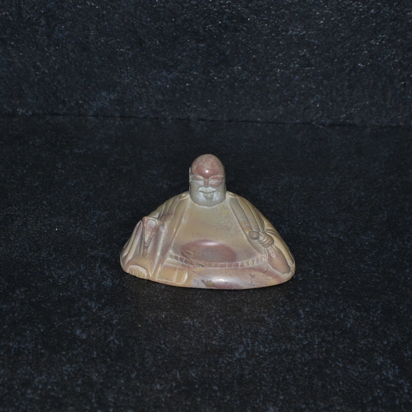Scultura buddha in pietra steatite proveniente dal kenya