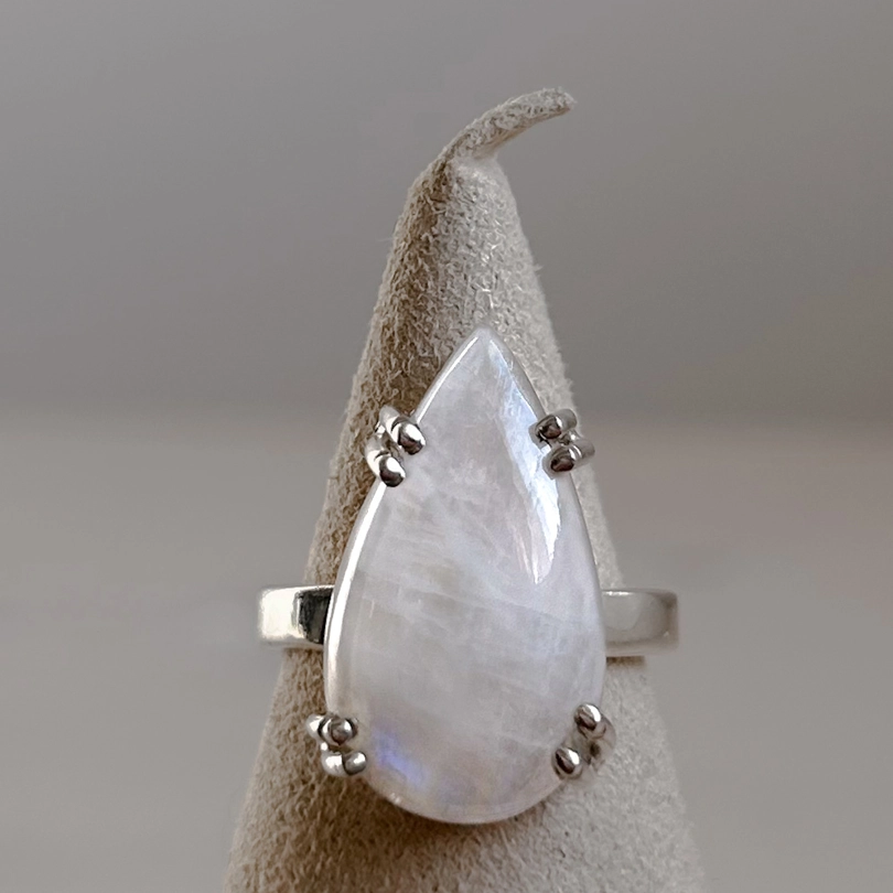 anello Pietra di Luna